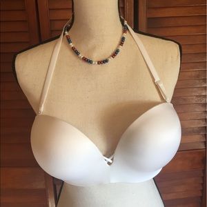 Victoria’s Secret strapless push-up bra